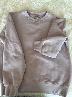 Women’s Crewneck Sweatshirt - Lilac